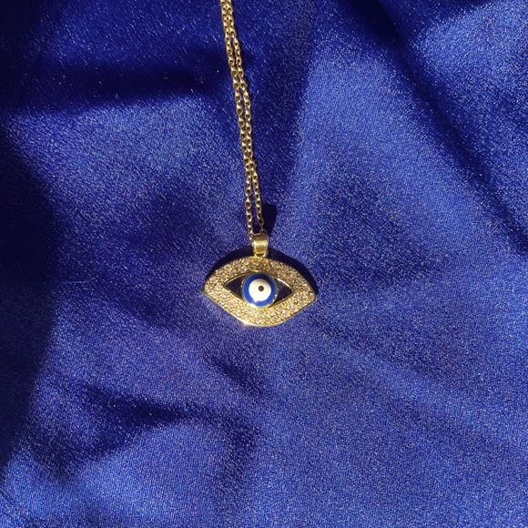 *NEW* 18K Gold Plated Cubic Zirconia Evil Eyes Pendant Necklace 🧿🪬 - Picture 4 of 15